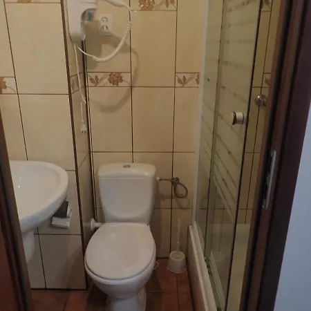 Goscinne W Centrum Гостевой дом Щирк