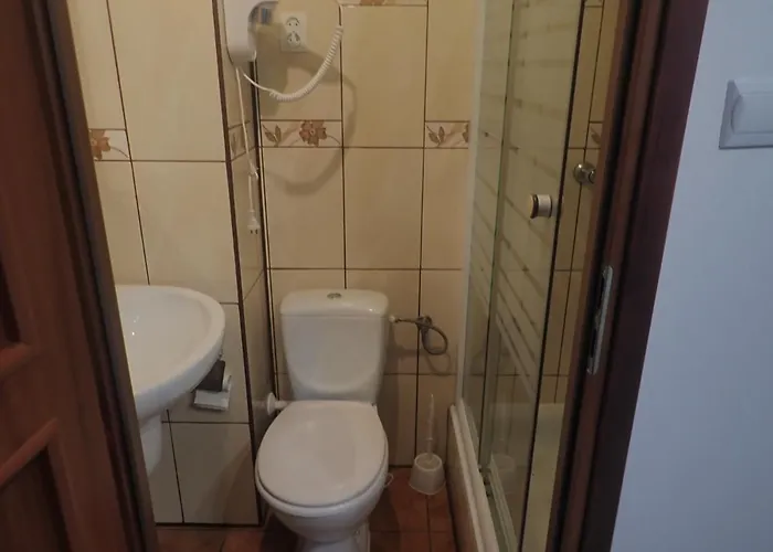 Goscinne W Centrum בית הארחה שצ'צ'ירק